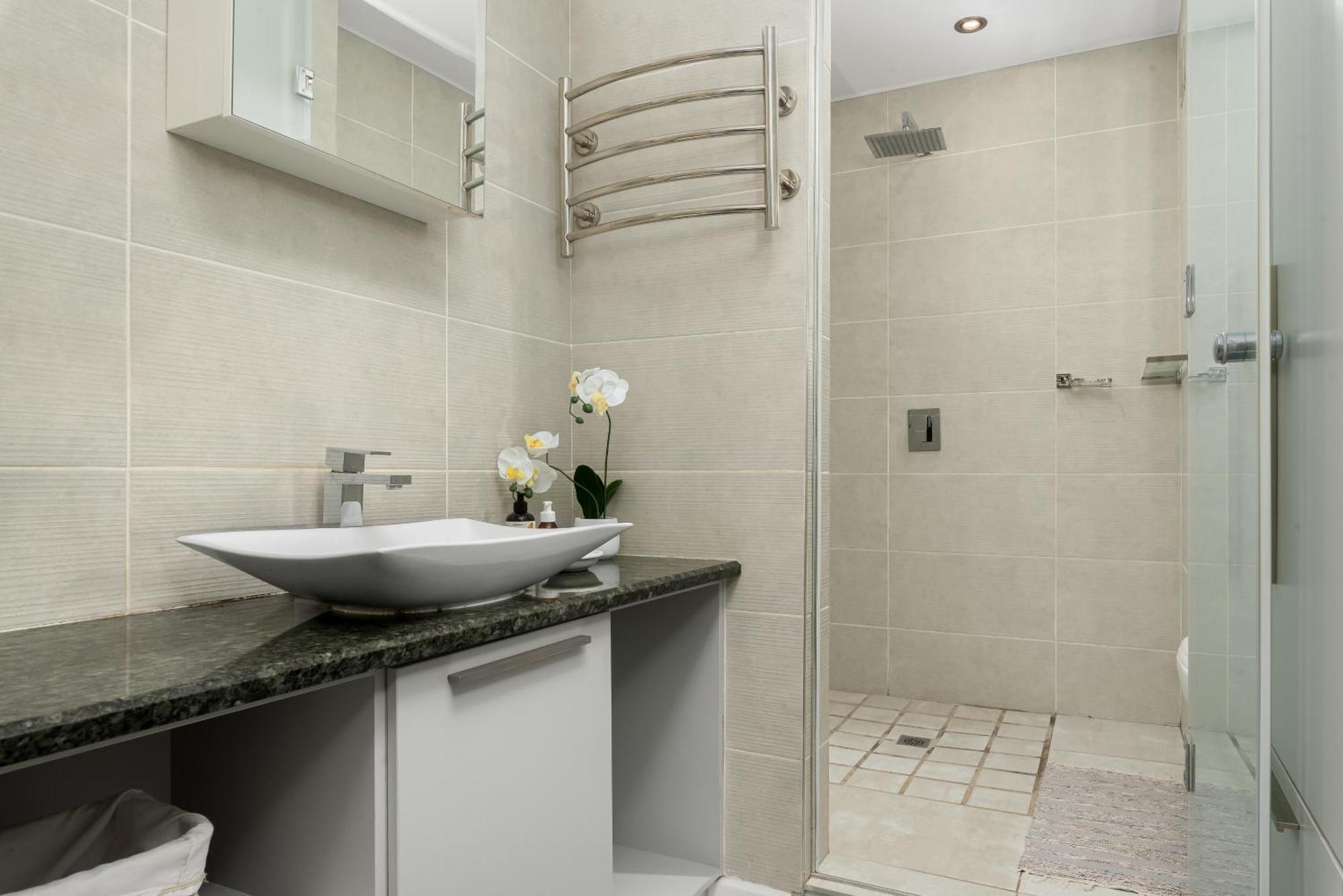 קייפטאון Montclair Apartments מראה חיצוני תמונה